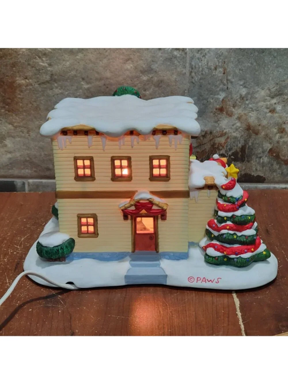 Danbury Mint Garfields Christmas Village Post Office Lighted Building Jim Davis